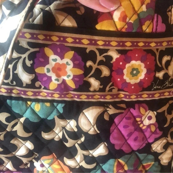 Gently used Vera Bradley shoulder bag - Picture 3 of 9